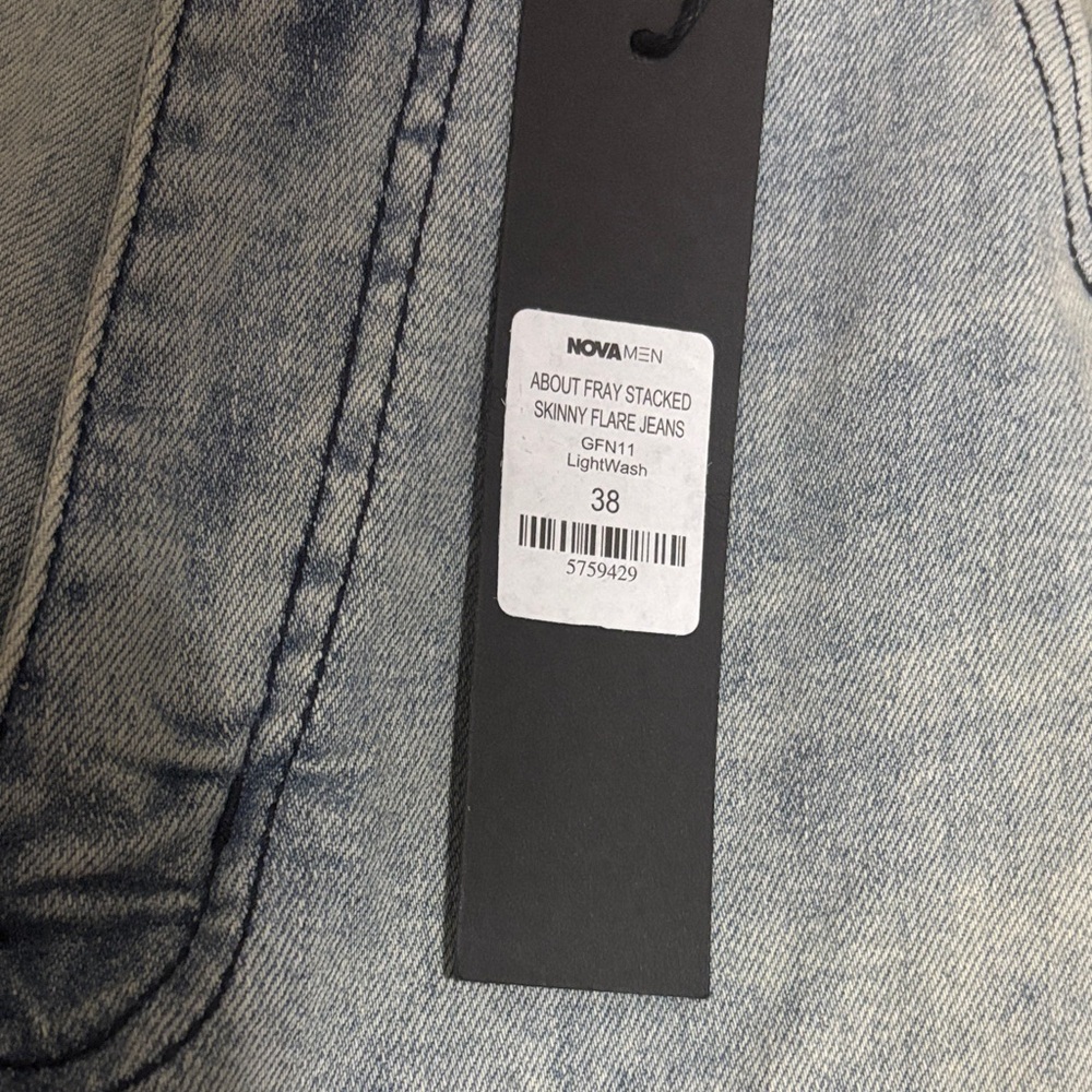 Men’s Fashion Nova Light Blue Distressed Flare Distressed Skinny Jeans, Sz 38 - Picture 3 of 7